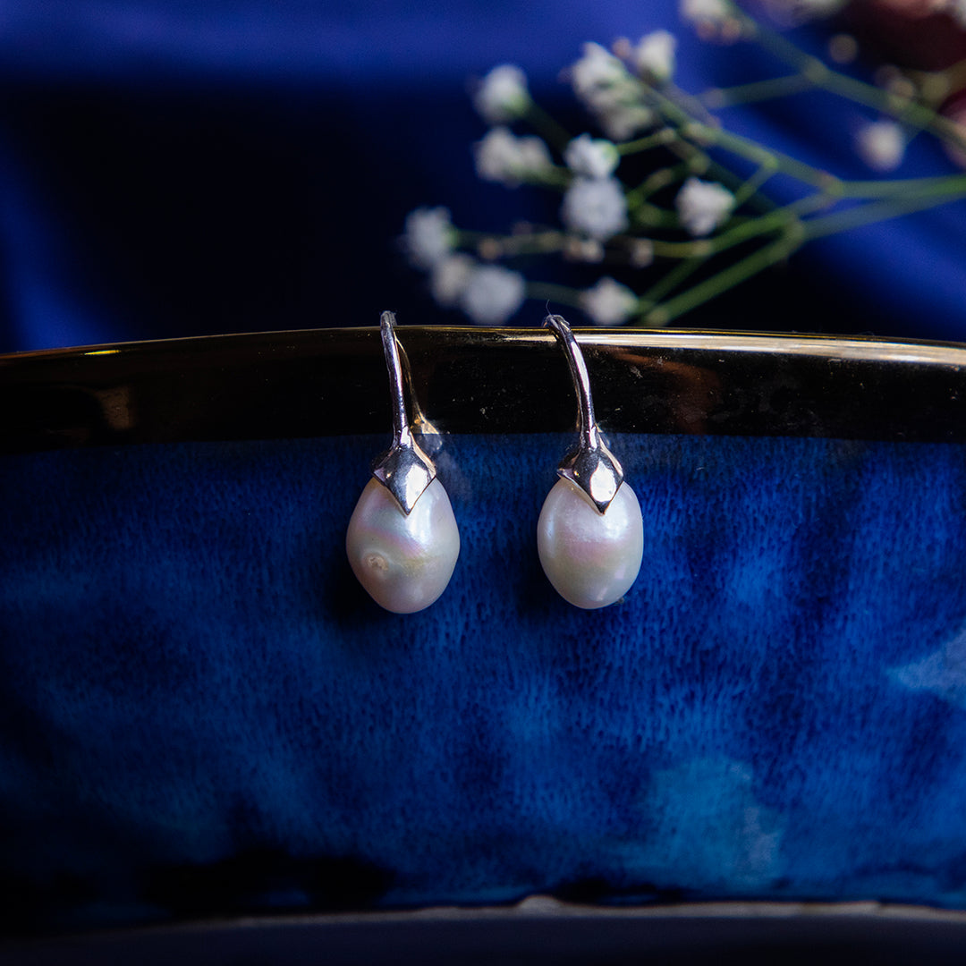 Elegant Pearl Drop Earrings