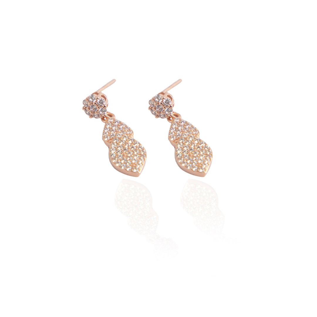 Floral Impression White Stone Earrings