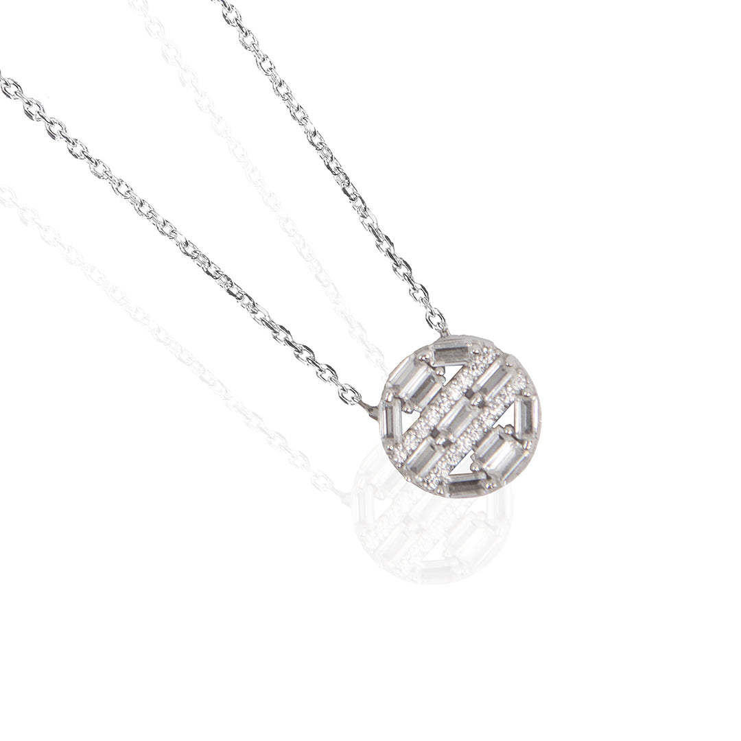 White Stone Round Pendant Chain