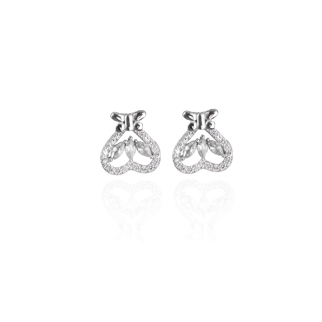 Fancy White Stone Pendant Set