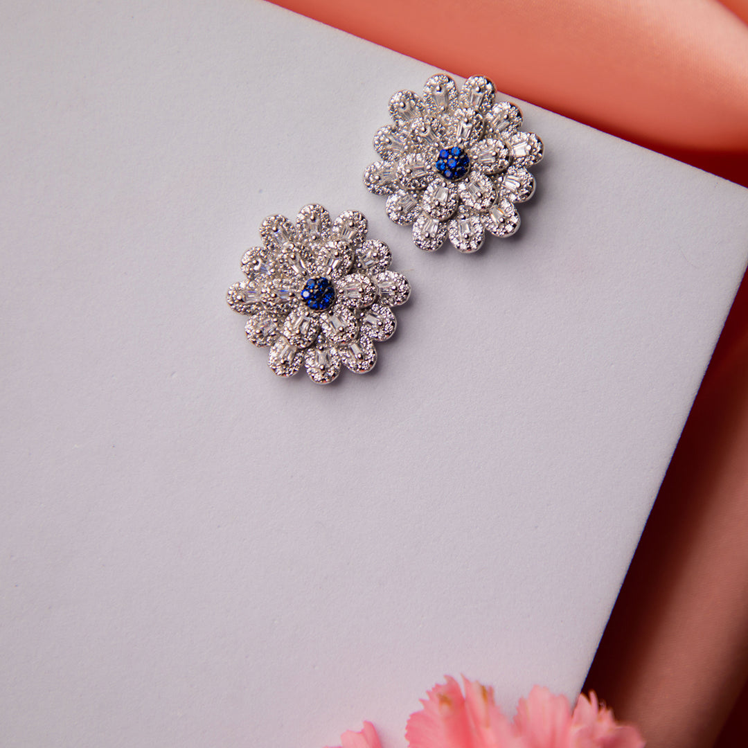 Beautiful Daisy Pendant Set