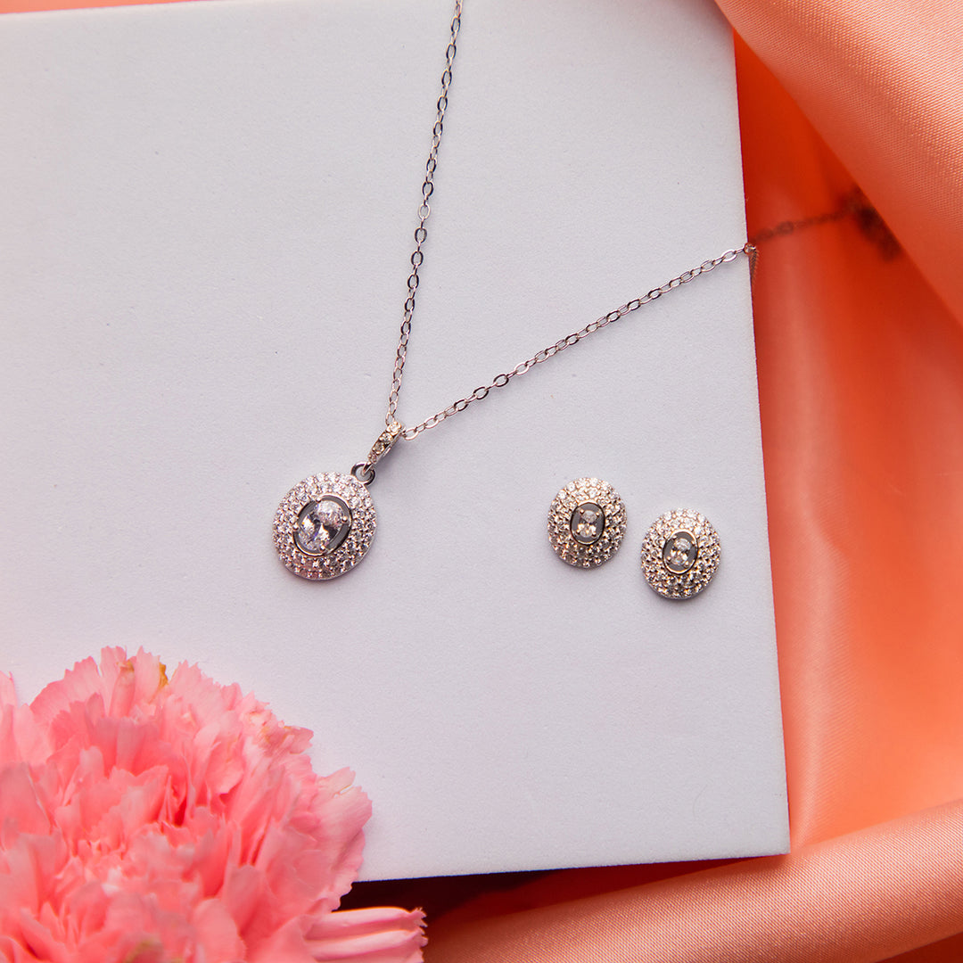 Elegant White Stone Pendant Set