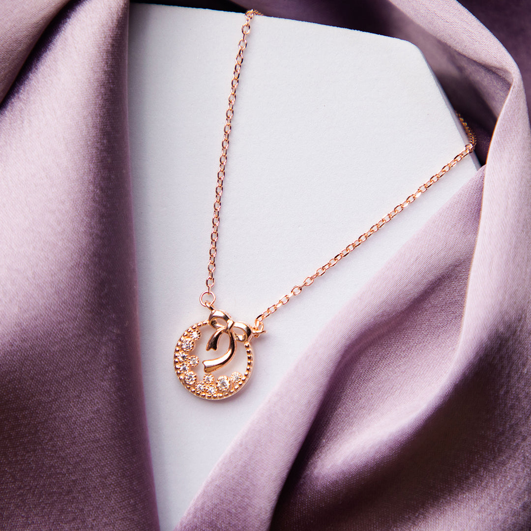 Rose Gold Wreath Pendant Chain