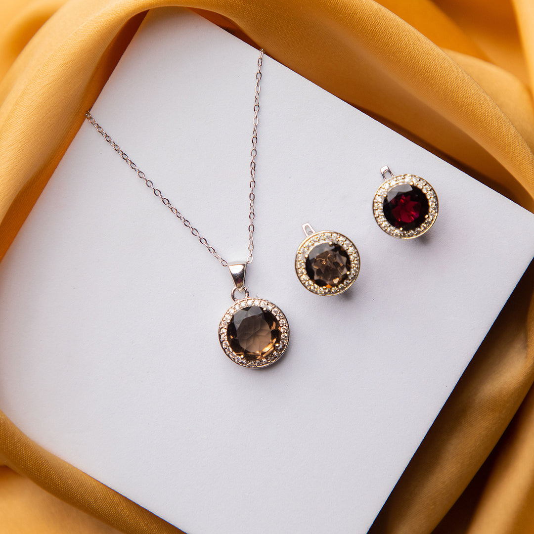 Embellished Circular Brown Stone Pendant Set