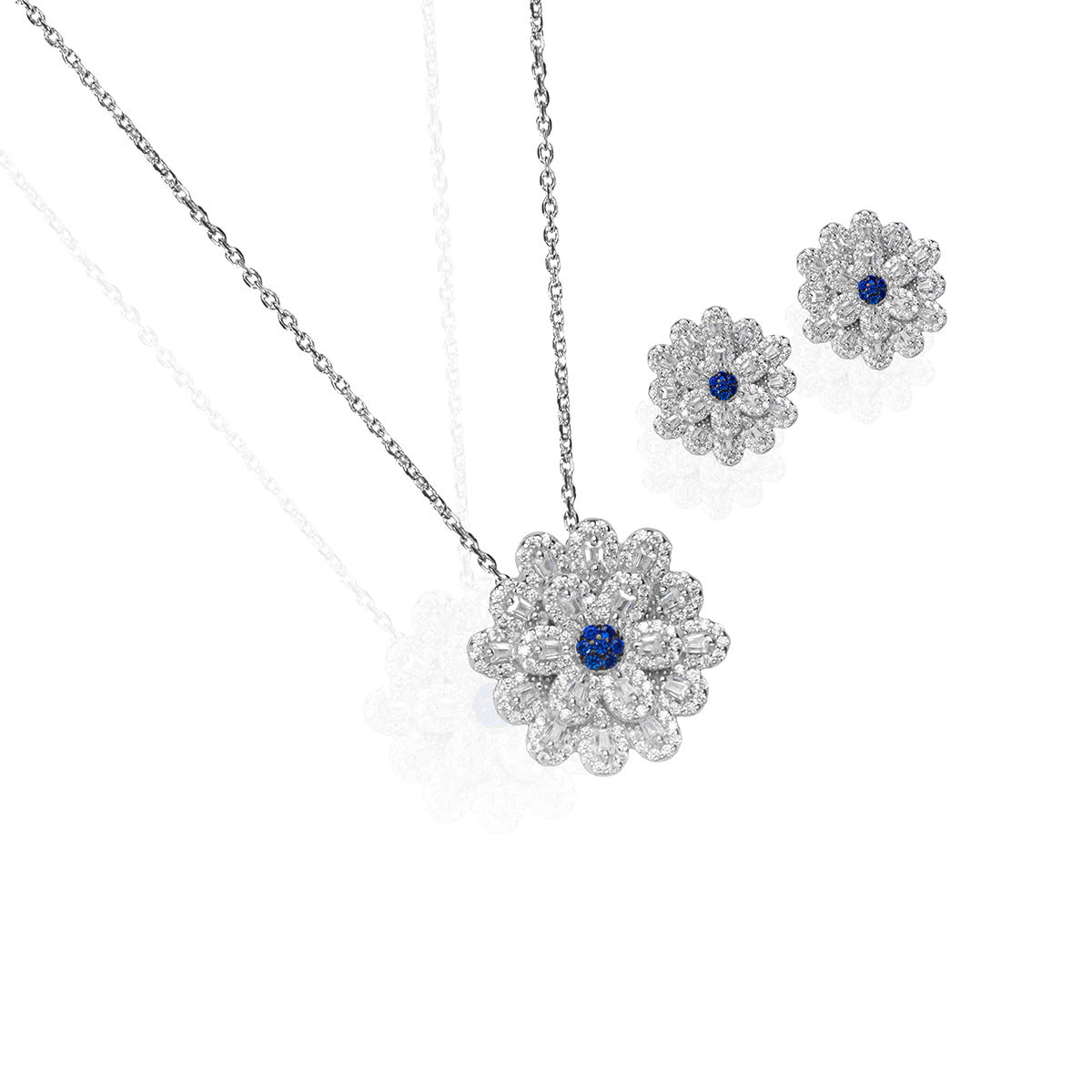 Beautiful Daisy Pendant Set