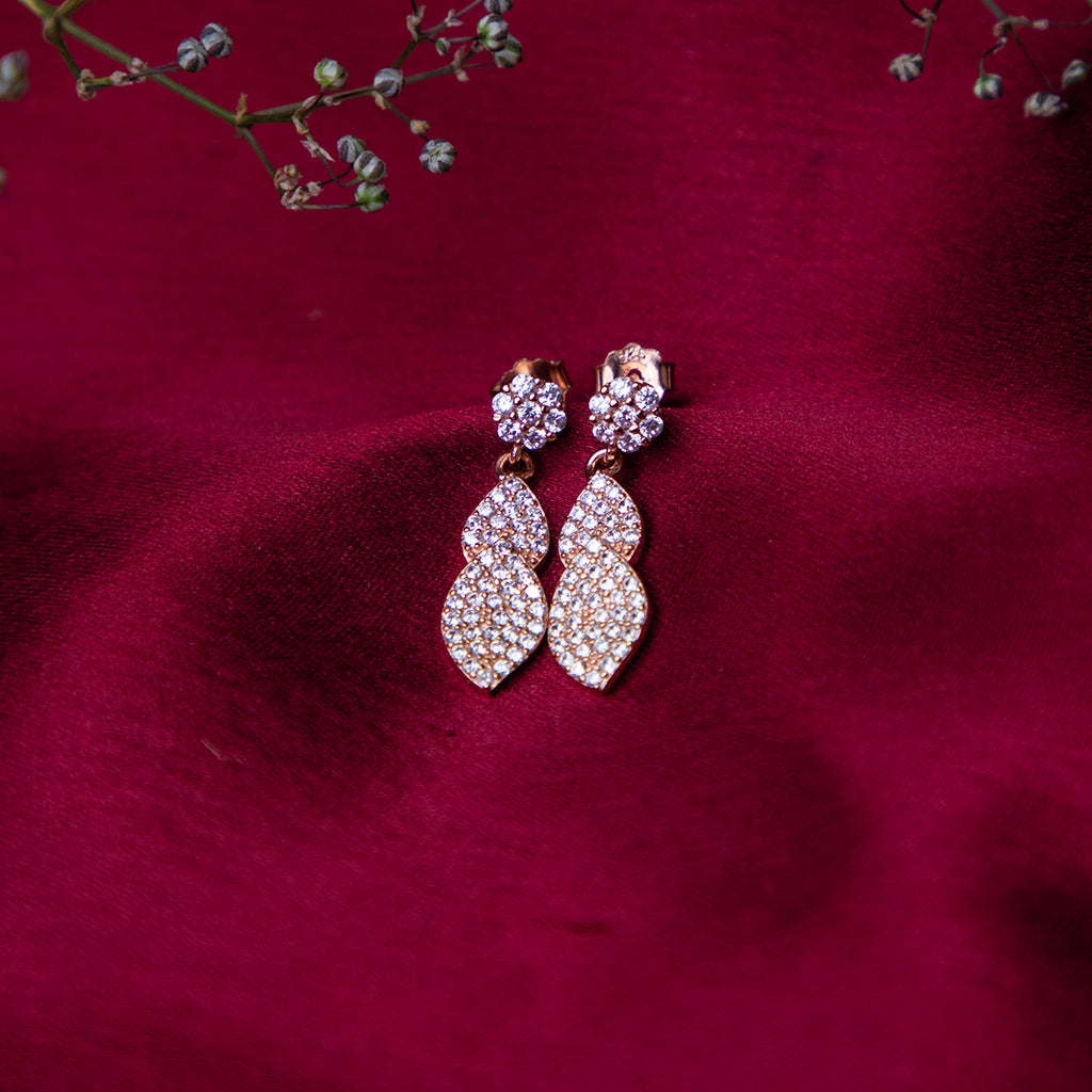 Floral Impression White Stone Earrings