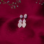 Floral Impression White Stone Earrings