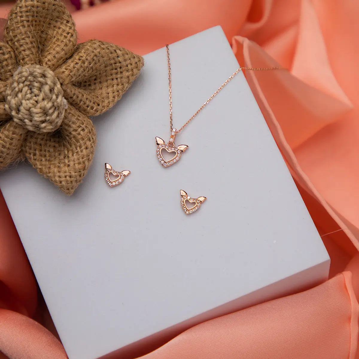 Fluttering Hearts Pendant Set