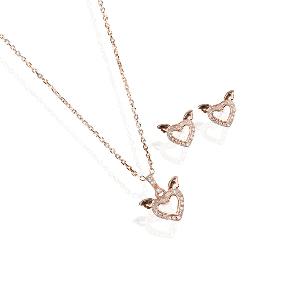Fluttering Hearts Pendant Set